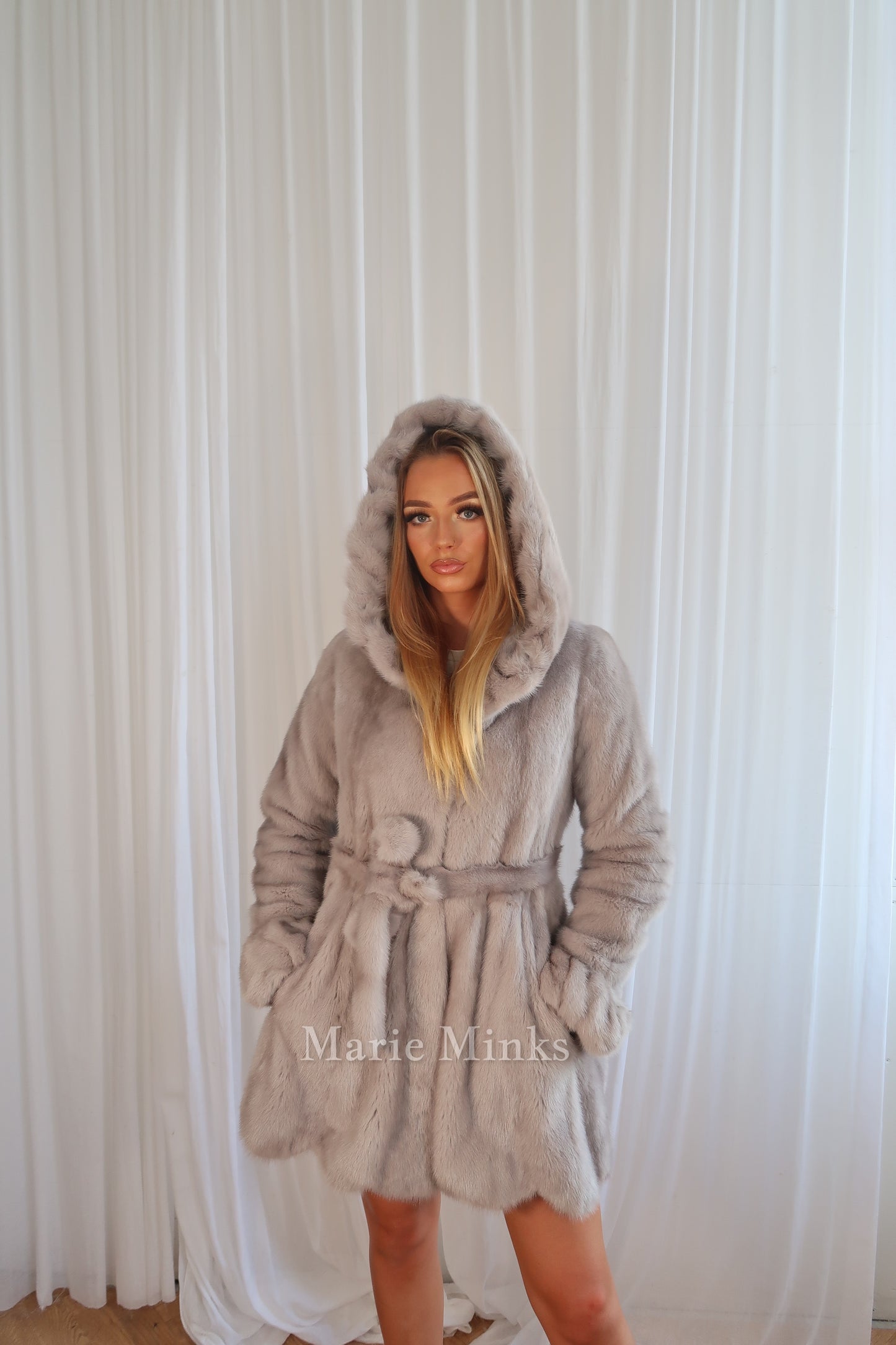 “ ROSA” LUXURY MINK FUR COAT